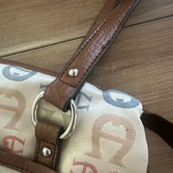 Vintage Etienne Aigner Logo Shoulder Bag - Picture 6 of 8